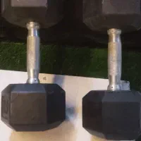 دمبل شش گوشه در حد نو