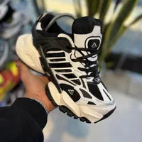 کتونی بالنسیاگا (آدیداس دیلاگس)