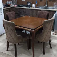 میز غذاخوری