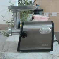 ابمیوه گیر چهارکاره وچرخ گوشت درحدنو 68000000