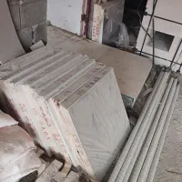 فروش ۳۵ متر تایل ۶۰در۶۰ و سازه
