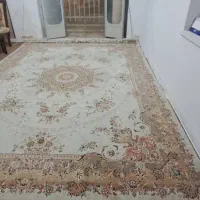 ۳تخته فرش ماشینی ۵۰۰شانه رنگ کرم گردویی|فرش|شیراز, پانصد دستگاه ارتش|دیوار