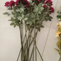 گل خارجی مصنوعی شاخه ای ۸۰ هزار تومان