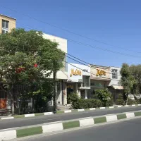 تجاری ۸۰متر/بر خیابان پر تردد/دارای سرویس بهداشتی