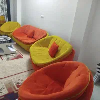 مبل ۷ نفره راحتی و میز وسط و سه میز عسلی