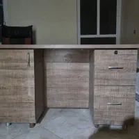 میز و صندلی اداری