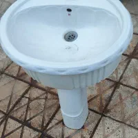 سنگ روشویی و پایه