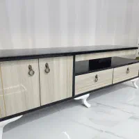 میز تلویزیون در حد نو