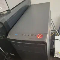 کیس و مانیتور کامپیوتر
