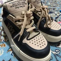 کفش سایز ۳۹