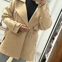 سالم هستن و نو|لباس|میانه, |دیوار