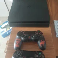 یک دستگاه پی اس فور اسلیم