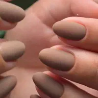 استخدام و آموزش ناخن کاری فقط با سه میلیون