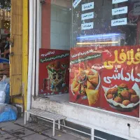 واگذاری مغازه فلافلی|اجارهٔ مغازه و غرفه|قم, شهرک فاطمیه|دیوار