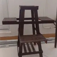 استند گلدون و گل مصنوعی