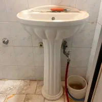 روشویی تمیز سالم