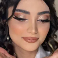 پکیج میکاپ vip عروس و همراهی با تخفیف|خدمات آرایشگری و زیبایی|بم, |دیوار