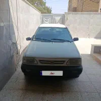 پراید سفید