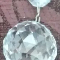 ۳۱ تا گوی کوچک با آویز و۲۱ لامپ لوستر درحدنو سالم|لوستر و چراغ آویز|کرمانشاه, |دیوار