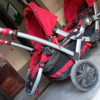 کالسکه دوقلو