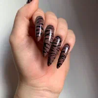 تخفیف ۵۰ درصدی بلک فرایدی ناخن مژه پدیکور رایگان|خدمات آرایشگری و زیبایی|کرج, حیدرآباد|دیوار