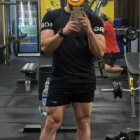 مشاوره ورزشی تمرینی و رژیم غذایی