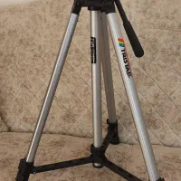 سه پایه دوربین عکاسی