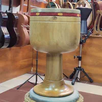 تنبک شیرانی /چوب گردو پوست شتر/بدنه یک تیکه