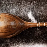 سه تار کاسه یک تکه گردو تمام حرفه ایی|سازهای سنتی|تهران, آسمان|دیوار