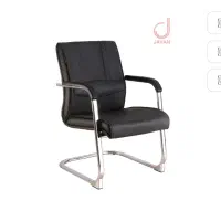 میز و صندلی اداری سالم وکارکرده