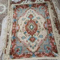 فرش دستباف گل ابریشم ریزبافت بسیارتمیزبافته شده