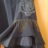 مانتو مجلسی|لباس|رباط‌کریم, رباط‌کریم|دیوار