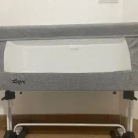 تخت کنار مادر