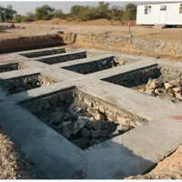 اجرای سنگ فرش وسنگ چینی زیر فنداسیون ودیوار|خدمات پیشه و مهارت|قم, باجک دو|دیوار