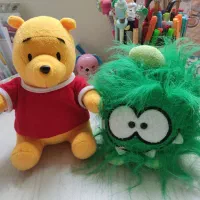 دو عدد عروسک