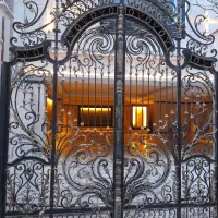 ۱۴۰ متری دو خواب *لوکس و لاکچری* لوکیشن ادارات