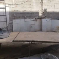 تخت آهنی