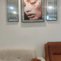 تابلو و آینه بزرگ