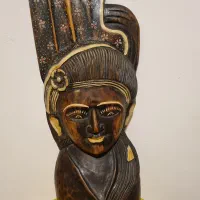 کیف و مجسمه|کیف، کفش، کمربند|کیش, |دیوار