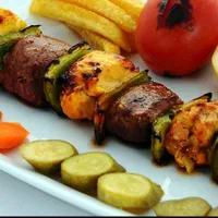 استخدام کارگر در رستوران ایرانی فرنگی|استخدام خدمات فروشگاه و رستوران|تهران, پاسداران|دیوار