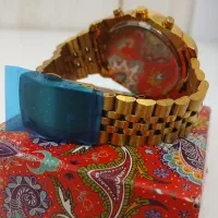 ساعت طلایی|ساعت|اصفهان, خانه اصفهان|دیوار