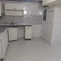 زیر زمین تمیز