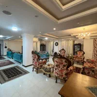 رهن و اجاره آپارتمان ۳۲۰ متری میرزمانی