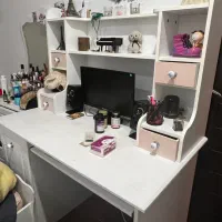 میز تحریر / میز رایانه / میز مطالعه