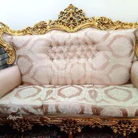 مبل.سلطنتی7نفره به همراه.میزعسلی