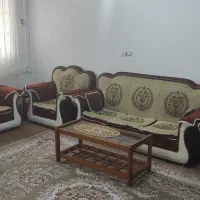 مبلمان هفت نفره به همراه میز بزرگ و سه تا عسلی|مبلمان خانگی و میز عسلی|لاهیجان, گلستان|دیوار