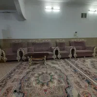 مبل ،آینه و میز تلویزیون