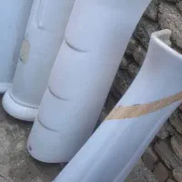 یک عدد روشویی با4تا پایه سالم