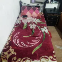 تخت و میز تلویزیون