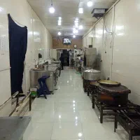 رستوران و بیرون بر اقای خاص بلوار فاطمیه
